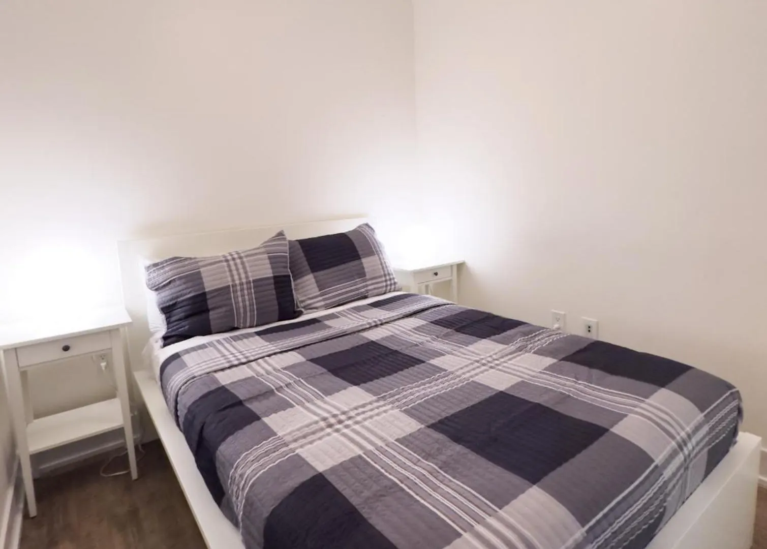 300 Front Suites - Two Beds With Free Parking Toronto