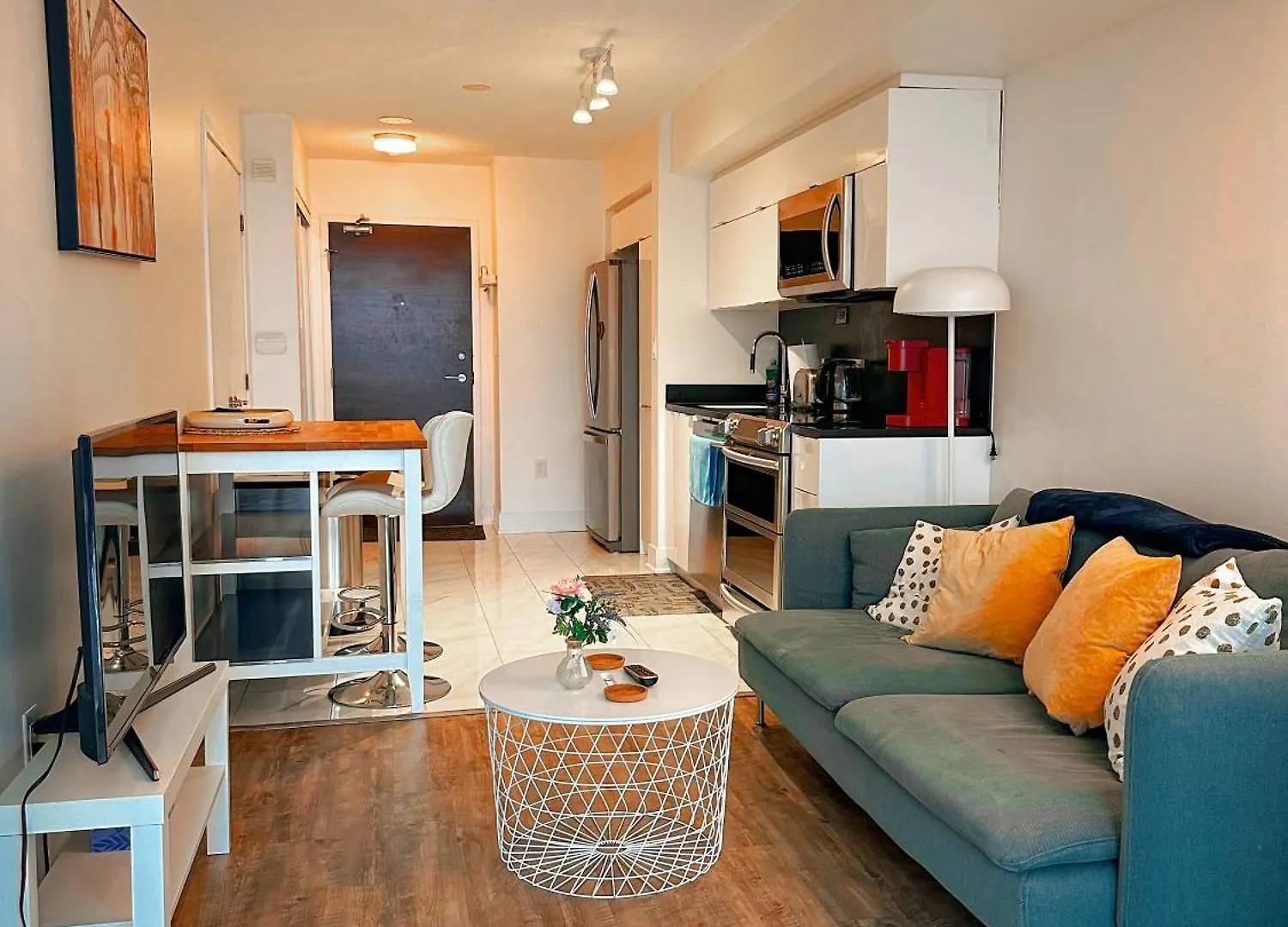 300 Front Suites - Two Beds With Free Parking Toronto